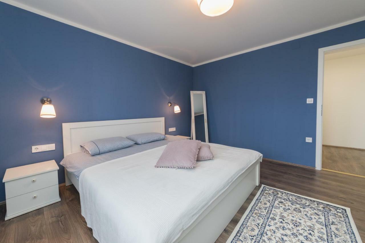 Zara Apartment *