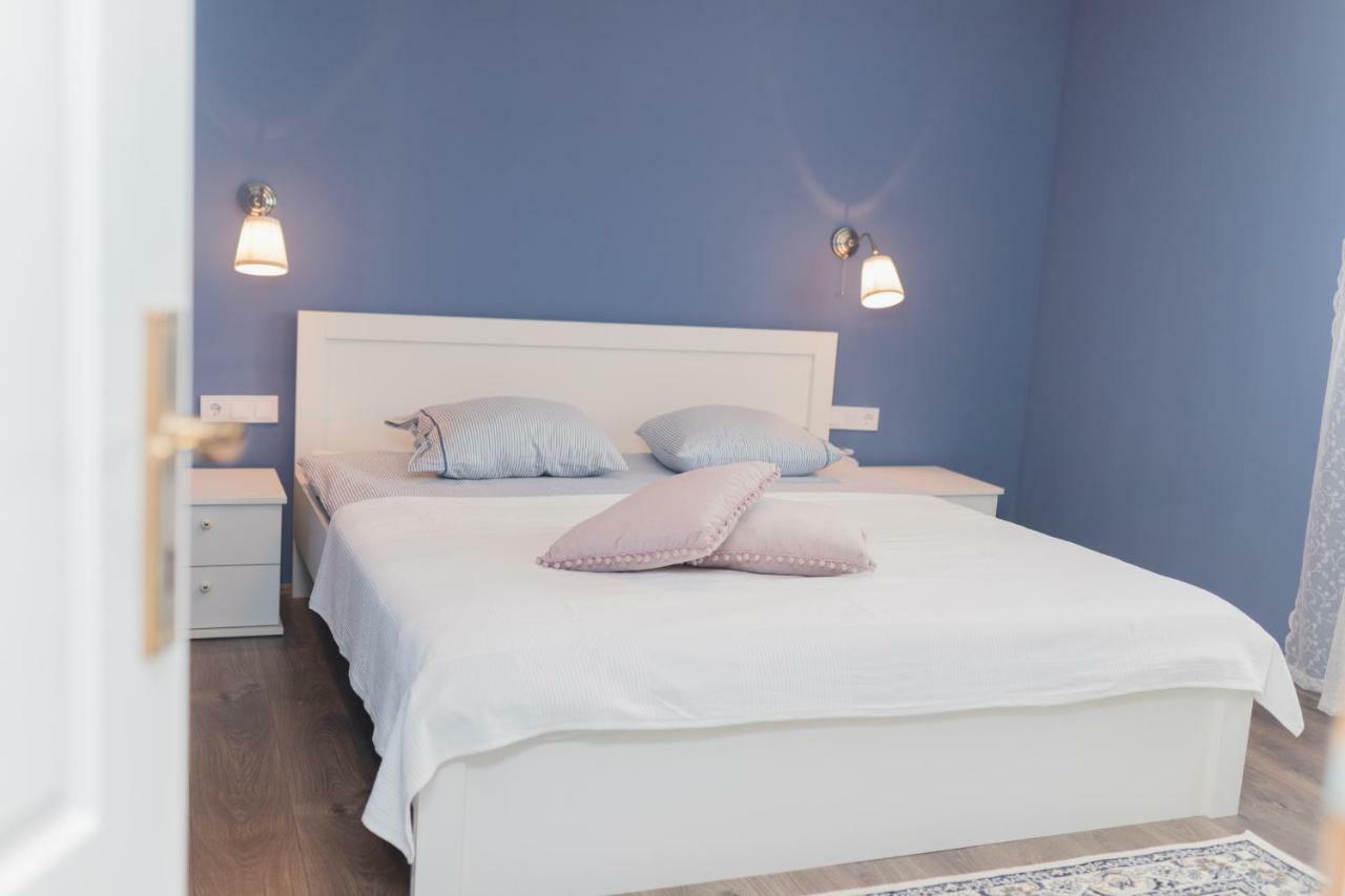 Zara Apartment