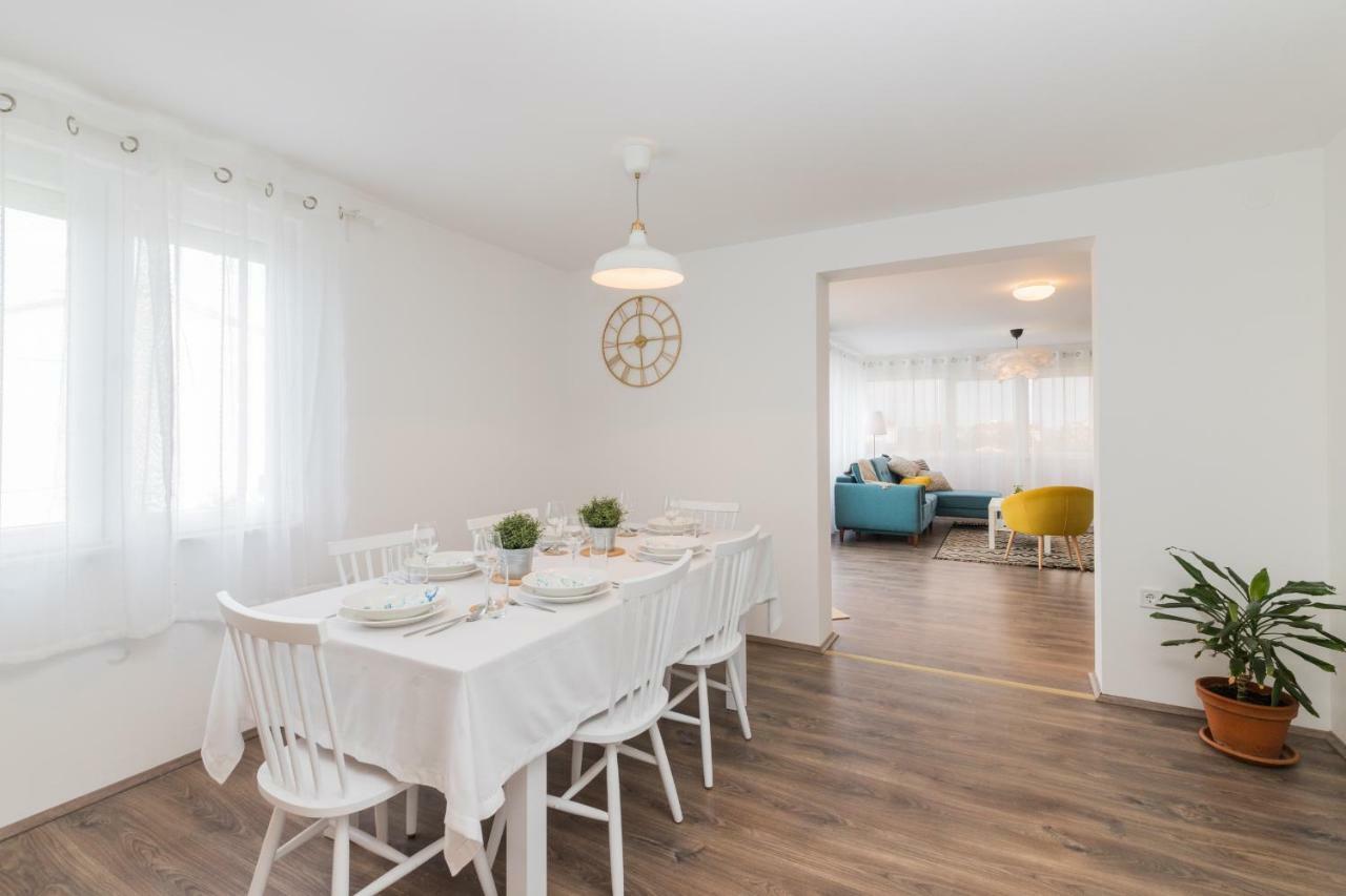 Zara Apartment
